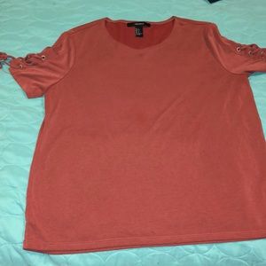 Cute arm tied F21 shirt